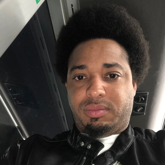 Meet your Posher, Adrian - Picture 1 of 1